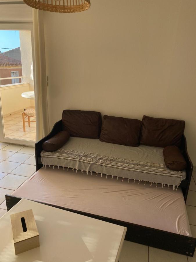 Appartement Lumineux Avec Place De Parking Privative Béziers Kültér fotó