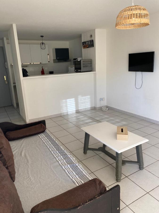 Appartement Lumineux Avec Place De Parking Privative Béziers Kültér fotó